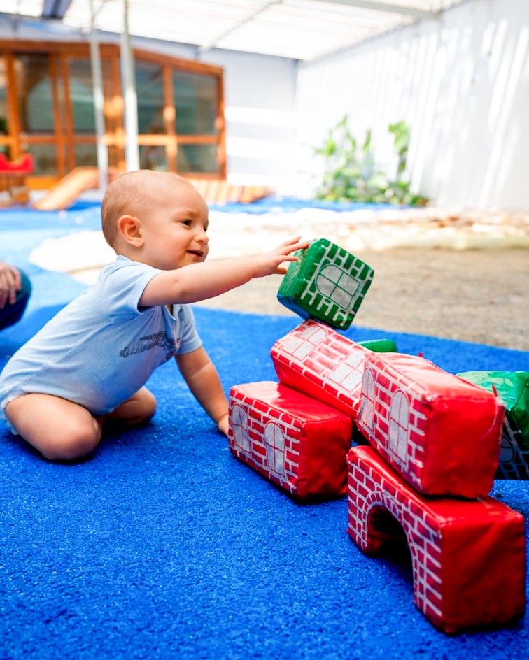 Criança brincando